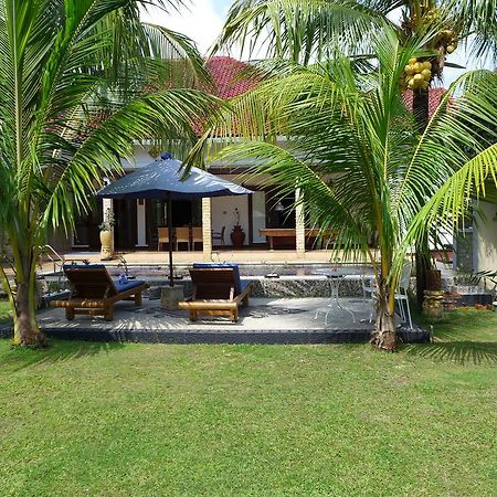 Villa Stella Garden Senggigi Extérieur photo