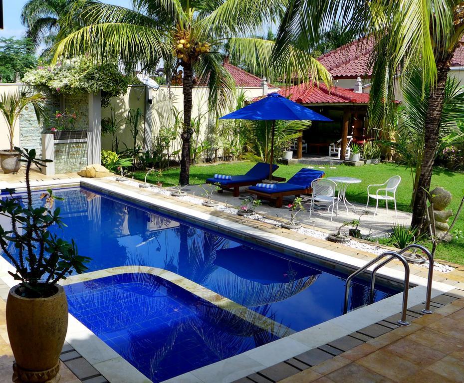 Villa Stella Garden Senggigi Extérieur photo