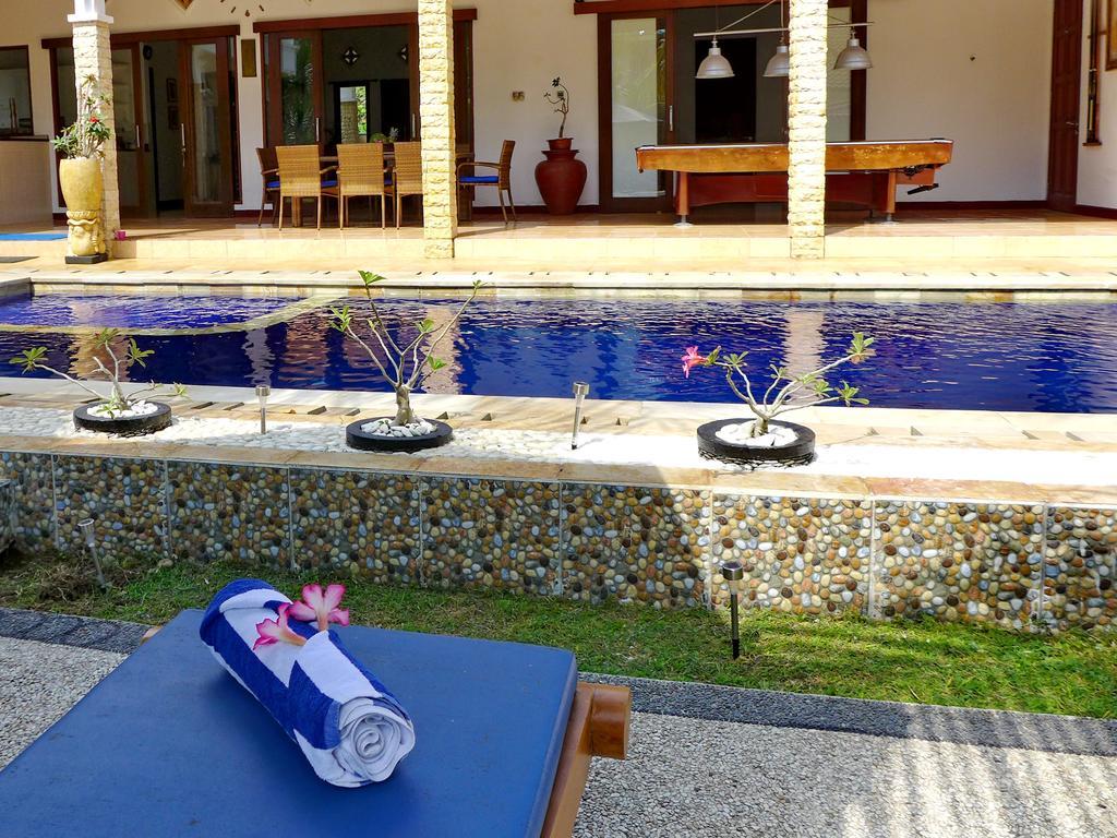 Villa Stella Garden Senggigi Extérieur photo